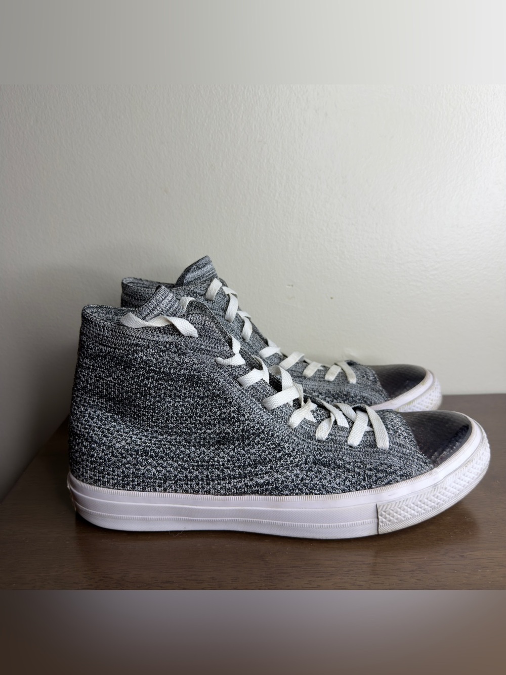 Converse Chuck Taylor All Star Flyknit High Top Sneakers in Wolf Grey Sz 10 Mens